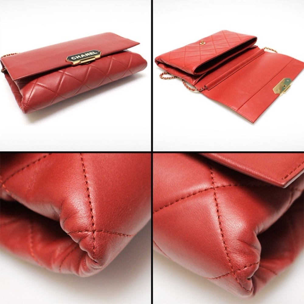 CHANEL Retro Lambskin Label Clutch on Chain - Picture 5 of 5